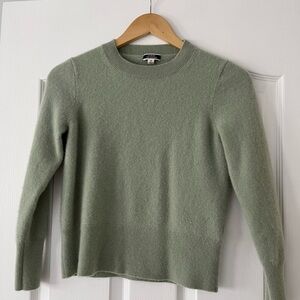 J. Crew Women's Light Green Crew Neck Sweater